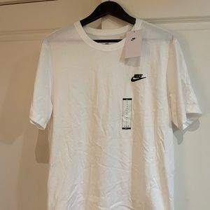 Nike Tee New with Tags